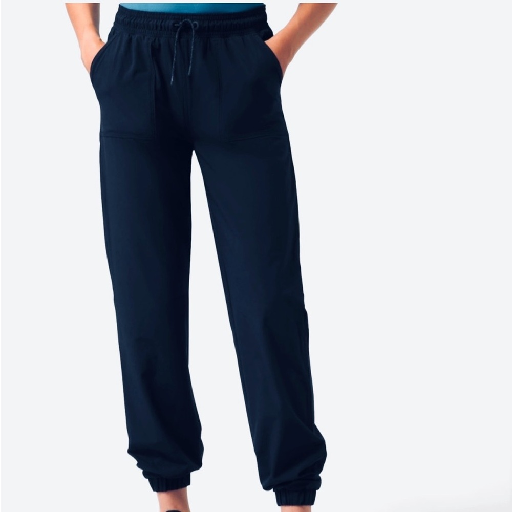 Athleta Girl Lined High
Jump Jogger 8/10